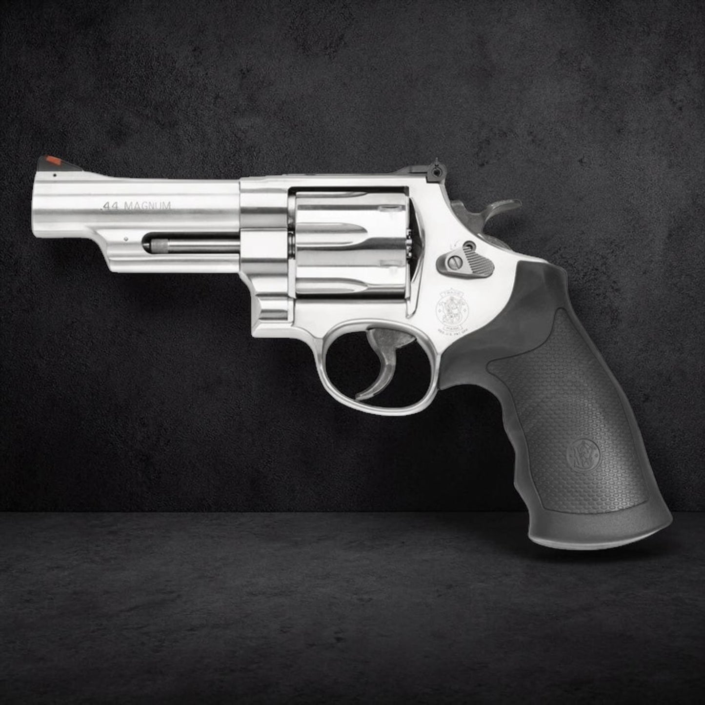 S&W Revolver M629 4" – Kaliber: .44 Magnum